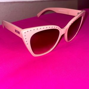 Moschino pink sunglasses